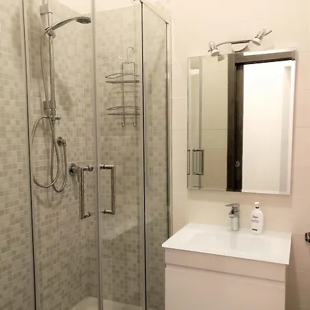Lucagiordanohouse Apartment Naples